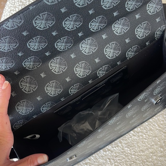 Jaxxon black printed large leather strap shoulder bag BRAND NEW - Picture 5 of 7